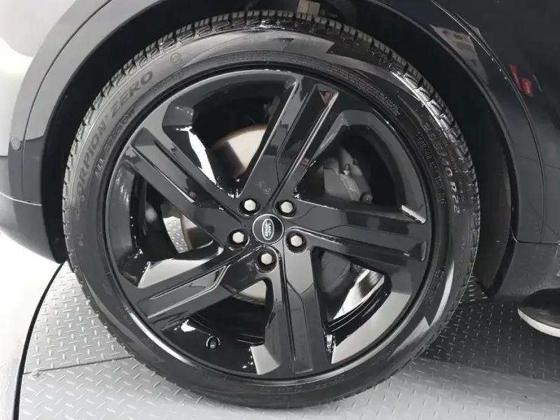 2024 Land Rover Discovery с пробегом 23 148 км