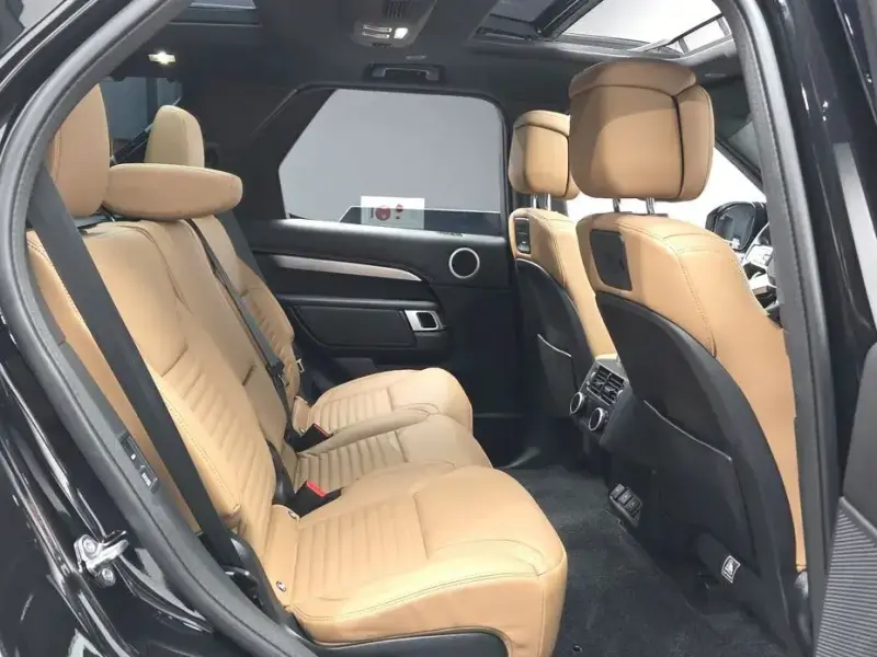 2024 Land Rover Discovery с пробегом 23 148 км