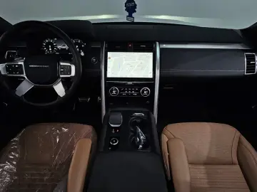 2025 Land Rover Discovery с пробегом 18 756 км