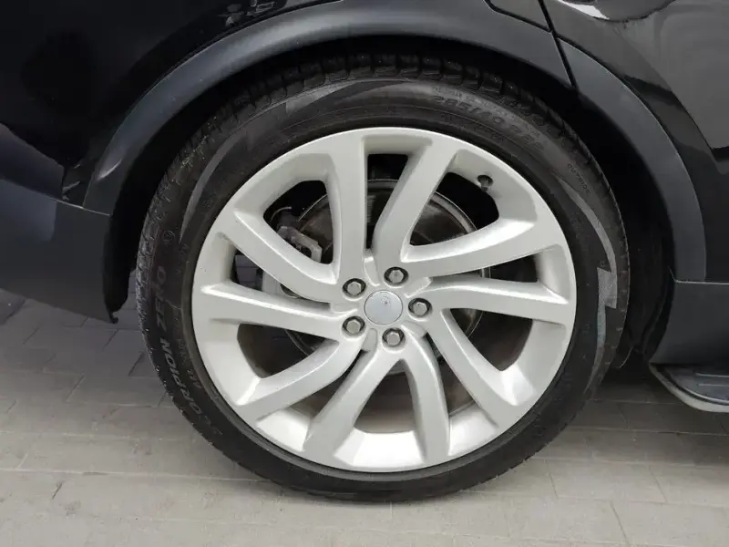 2022 Land Rover Discovery с пробегом 48 078 км