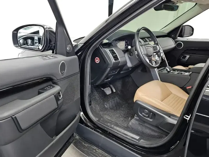 2022 Land Rover Discovery с пробегом 48 078 км