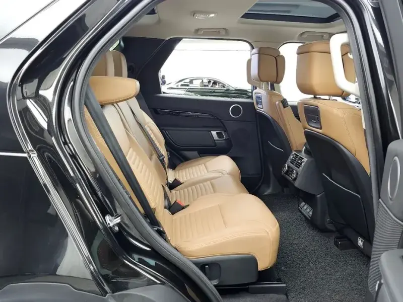 2022 Land Rover Discovery с пробегом 48 078 км