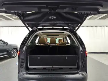 2022 Land Rover Discovery с пробегом 48 078 км