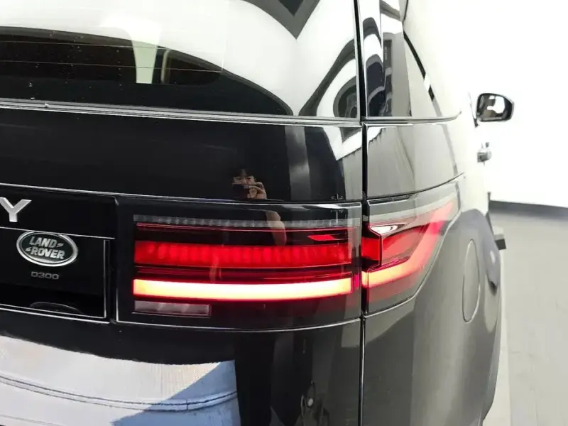 2022 Land Rover Discovery с пробегом 48 078 км