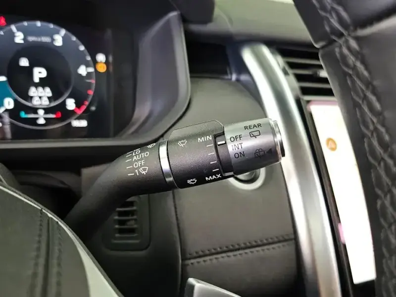 2022 Land Rover Discovery с пробегом 48 078 км