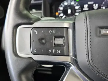 2022 Land Rover Discovery с пробегом 48 078 км