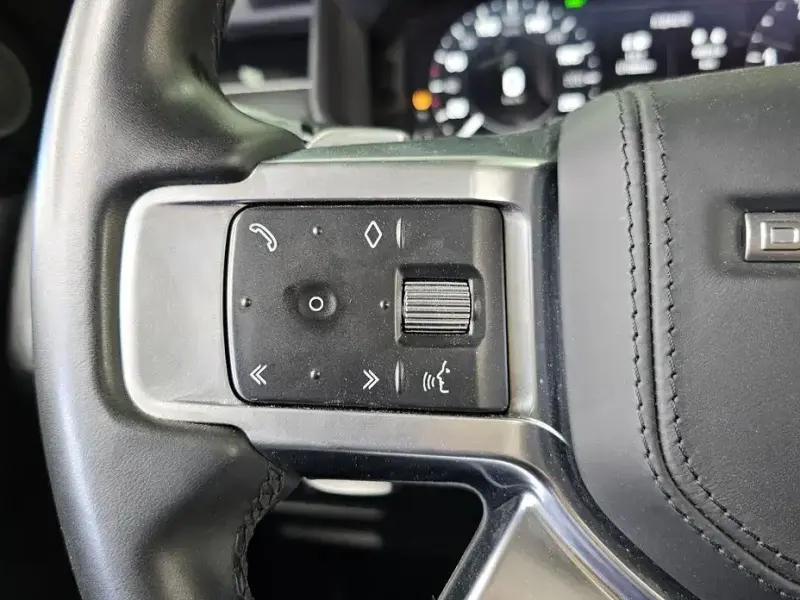2022 Land Rover Discovery с пробегом 48 078 км