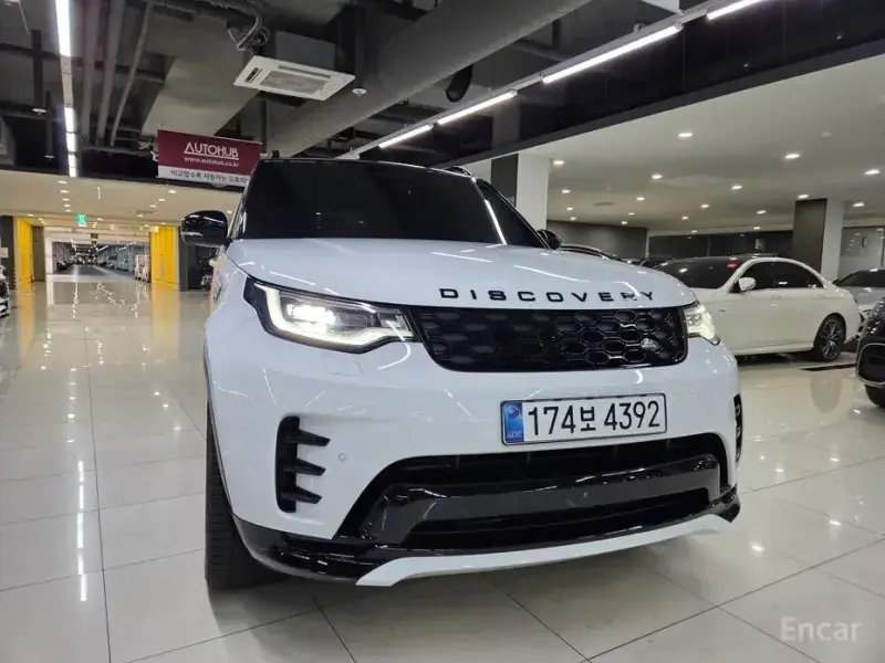 2025 Land Rover Discovery с пробегом 17 151 км