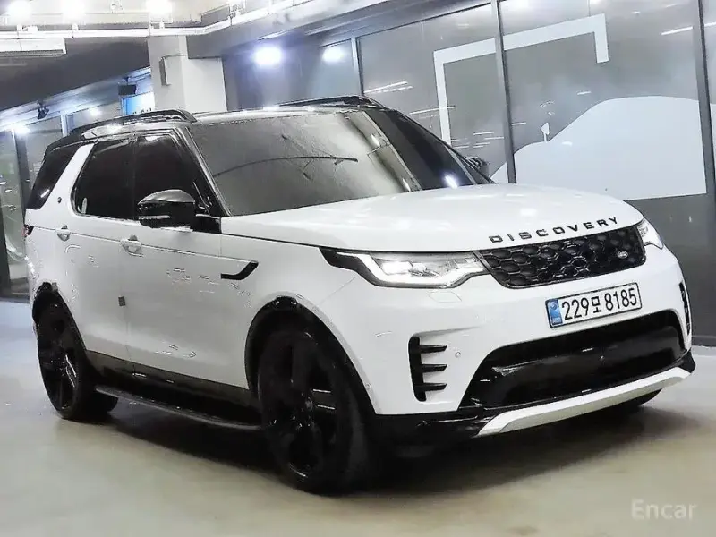 2025 Land Rover Discovery с пробегом 18 752 км