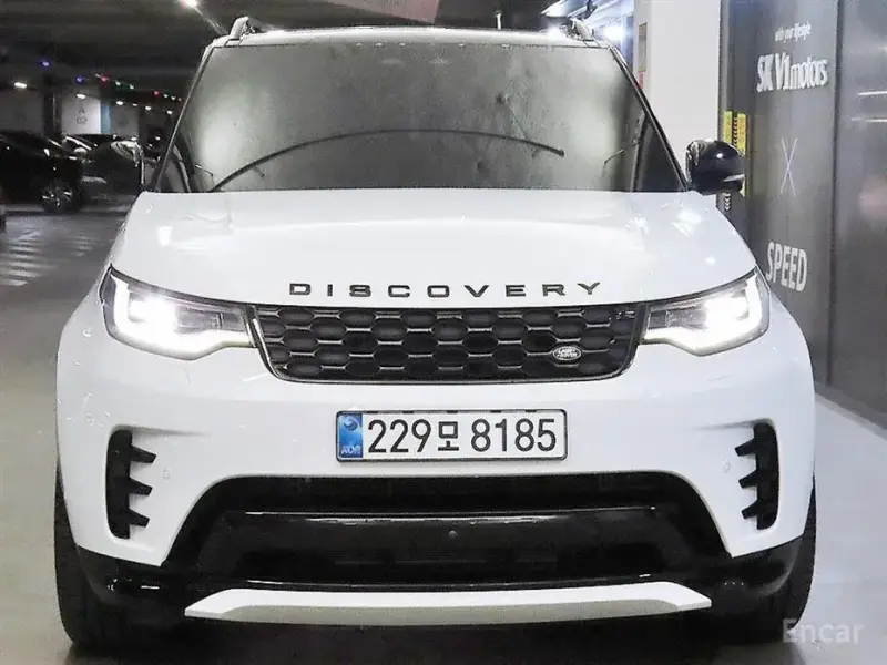 2025 Land Rover Discovery с пробегом 18 752 км