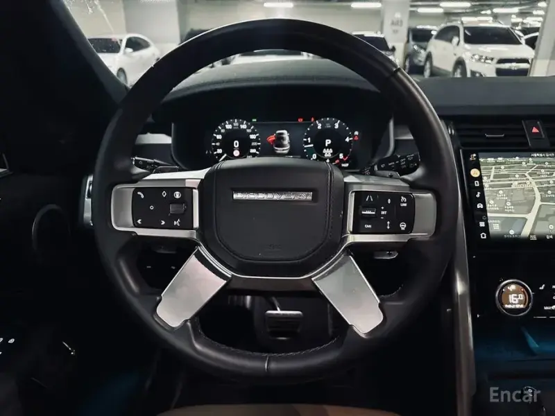 2024 Land Rover Discovery с пробегом 21 226 км