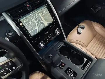 2024 Land Rover Discovery с пробегом 21 226 км