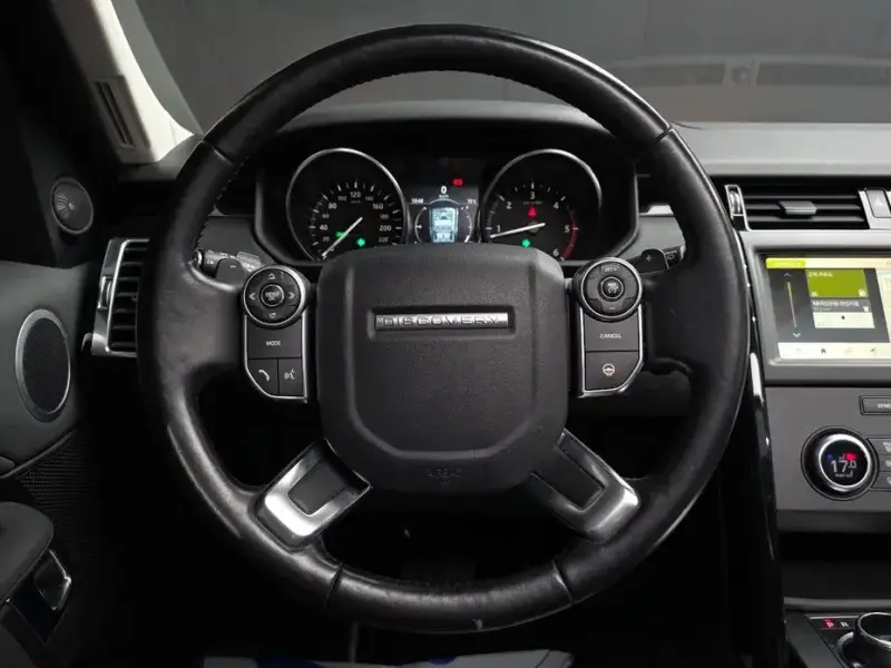 2018 Land Rover Discovery с пробегом 126 045 км