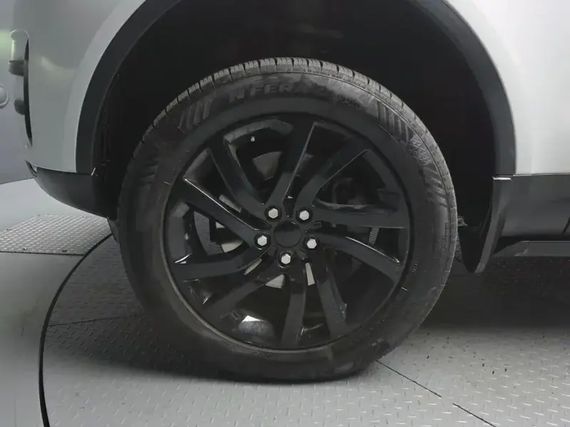2017 Land Rover Discovery с пробегом 191 921 км