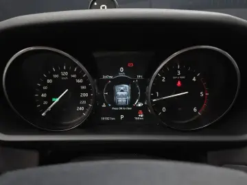 2017 Land Rover Discovery с пробегом 191 921 км