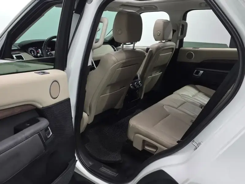 2019 Land Rover Discovery с пробегом 126 545 км