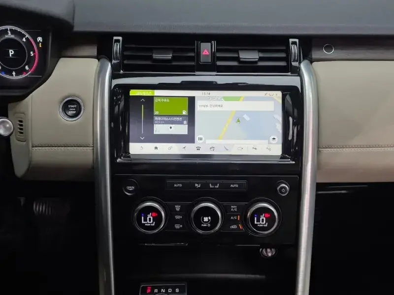 2019 Land Rover Discovery с пробегом 126 545 км
