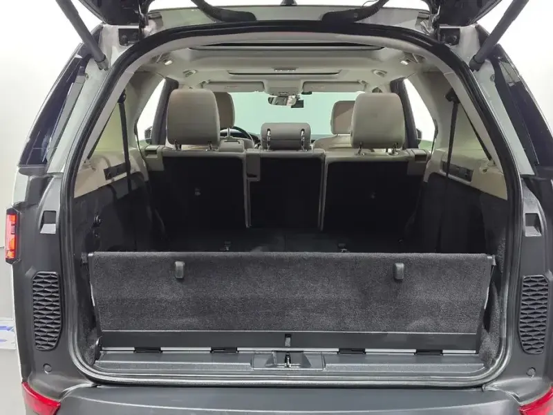 2019 Land Rover Discovery с пробегом 126 545 км