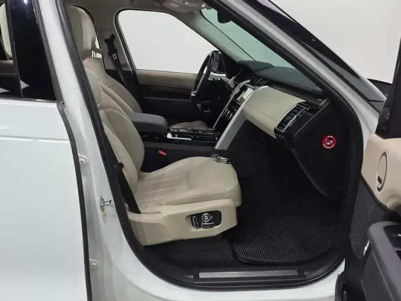 2019 Land Rover Discovery с пробегом 126 545 км