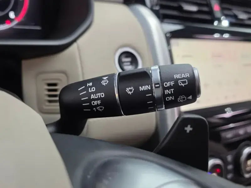 2019 Land Rover Discovery с пробегом 126 545 км
