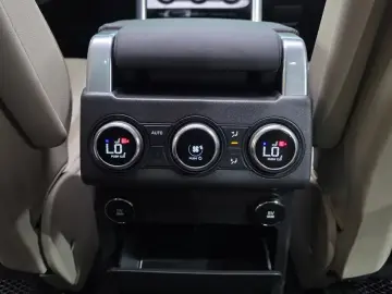 2019 Land Rover Discovery с пробегом 126 545 км