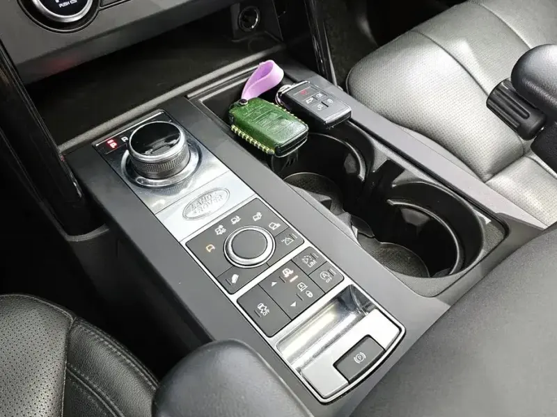 2018 Land Rover Discovery с пробегом 83 521 км