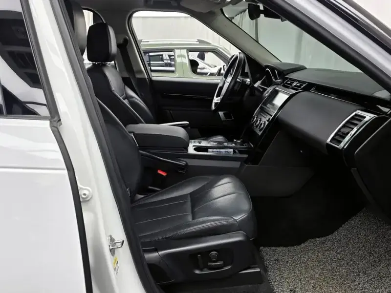 2019 Land Rover Discovery с пробегом 137 640 км