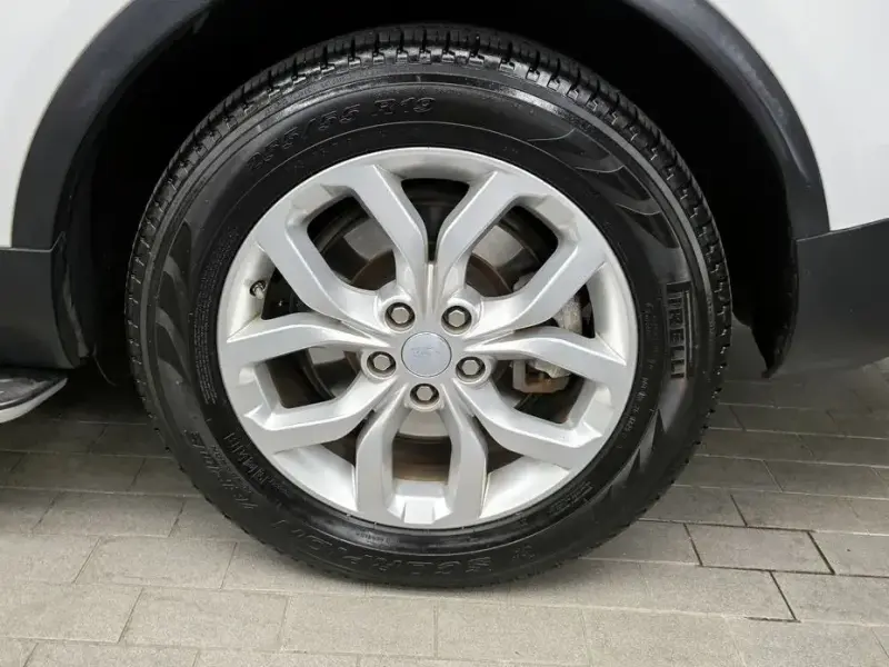 2019 Land Rover Discovery с пробегом 137 640 км