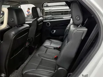 2019 Land Rover Discovery с пробегом 137 640 км