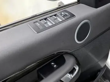 2019 Land Rover Discovery с пробегом 137 640 км