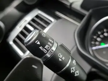 2019 Land Rover Discovery с пробегом 137 640 км