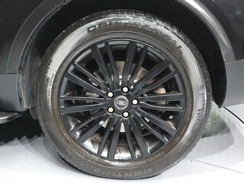 2017 Land Rover Discovery с пробегом 92 484 км