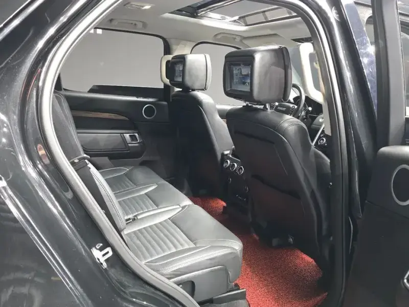 2017 Land Rover Discovery с пробегом 92 484 км