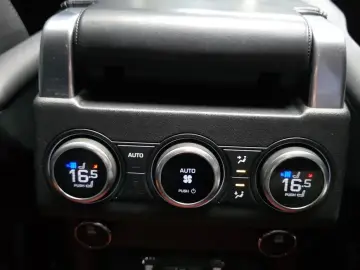2017 Land Rover Discovery с пробегом 92 484 км