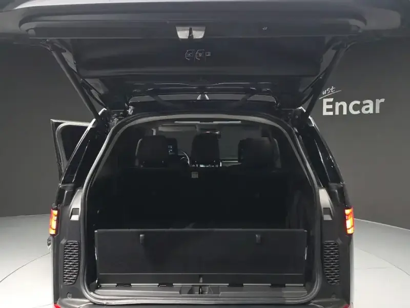 2017 Land Rover Discovery с пробегом 92 484 км