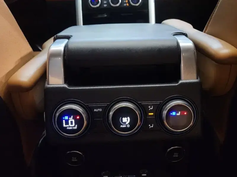 2018 Land Rover Discovery с пробегом 109 563 км