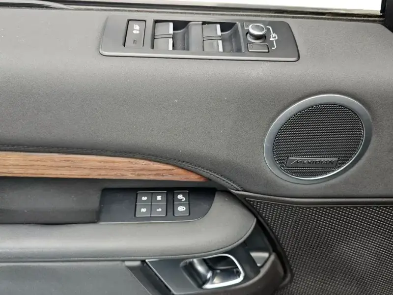 2018 Land Rover Discovery с пробегом 172 398 км