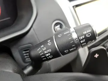 2018 Land Rover Discovery с пробегом 172 398 км