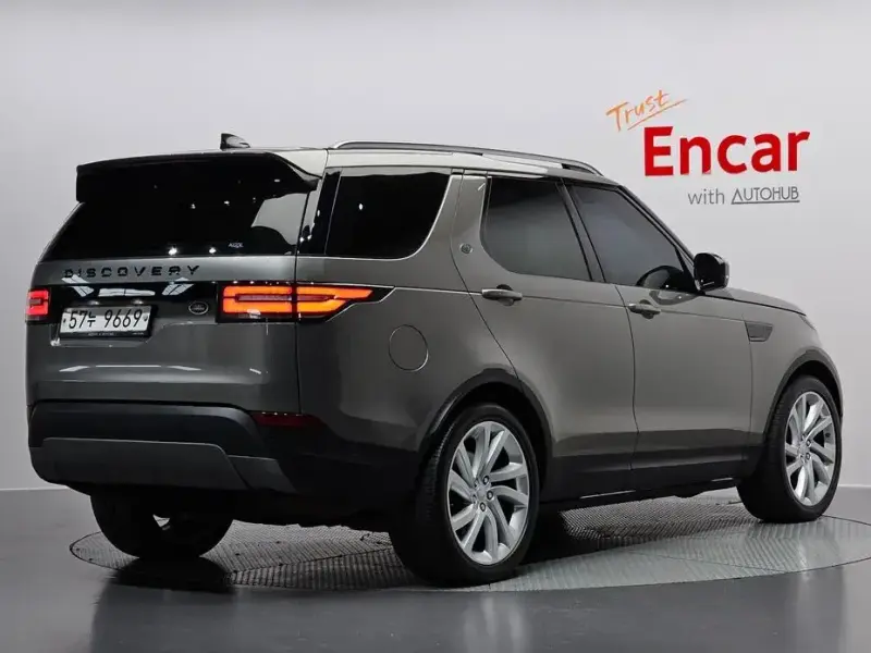 2017 Land Rover Discovery с пробегом 90 864 км