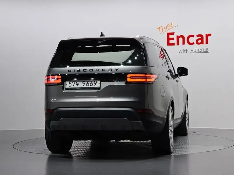2017 Land Rover Discovery с пробегом 90 864 км