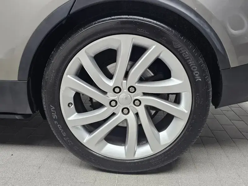 2017 Land Rover Discovery с пробегом 90 864 км
