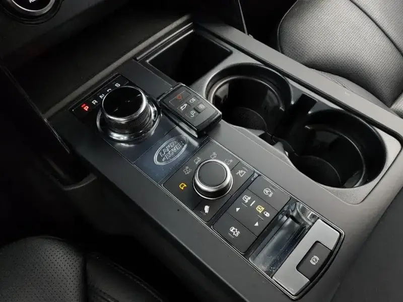 2019 Land Rover Discovery с пробегом 102 200 км