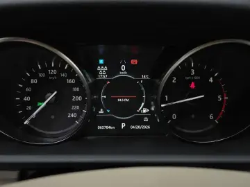 2019 Land Rover Discovery с пробегом 65 784 км