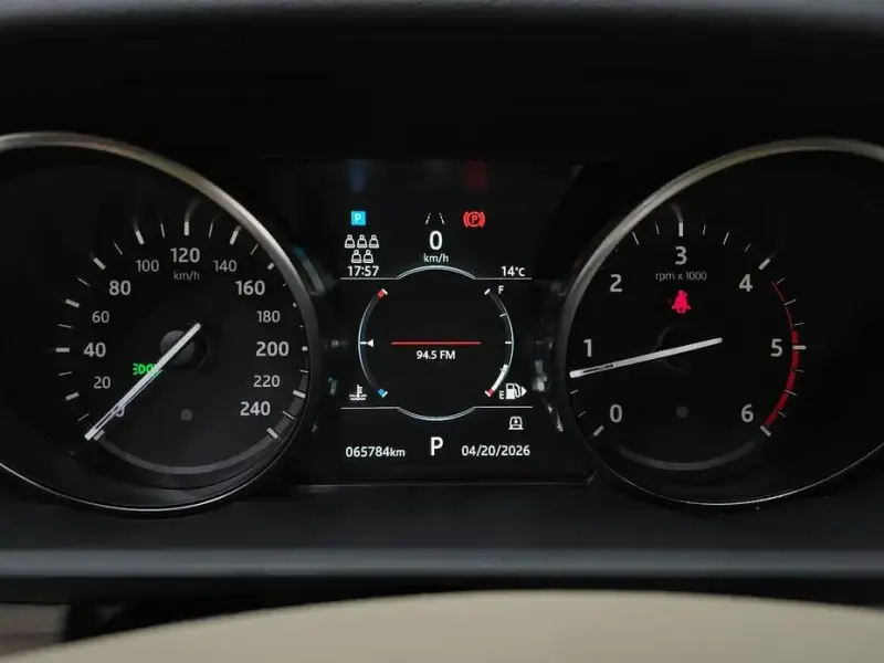 2019 Land Rover Discovery с пробегом 65 784 км
