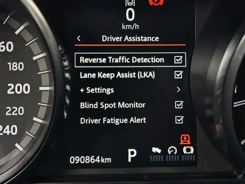2017 Land Rover Discovery с пробегом 90 864 км