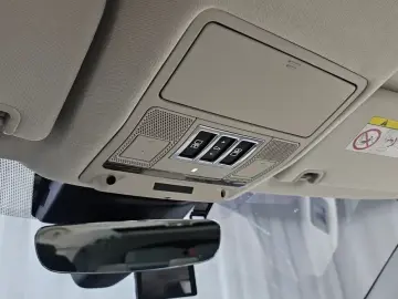 2017 Land Rover Discovery с пробегом 90 864 км