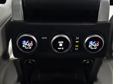 2017 Land Rover Discovery с пробегом 90 864 км