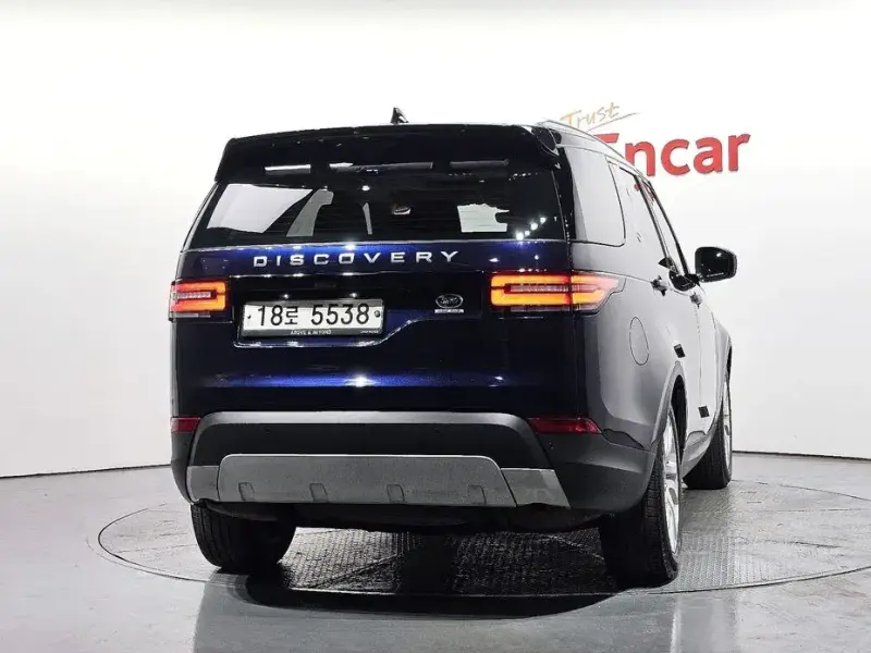 2017 Land Rover Discovery с пробегом 77 565 км