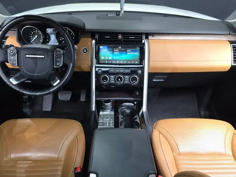 2017 Land Rover Discovery с пробегом 88 182 км