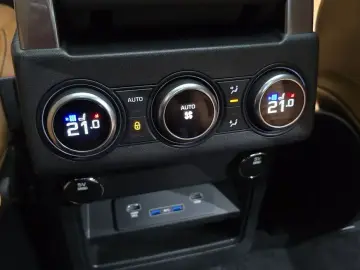 2017 Land Rover Discovery с пробегом 88 182 км